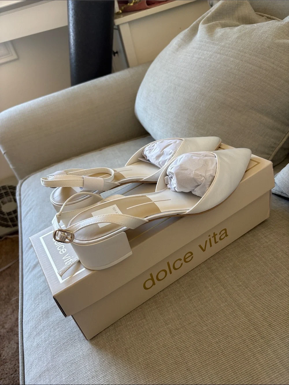 Dolce Vita Carrey White Satin Pointed Toe Block Heel Pumps | Women’s 9